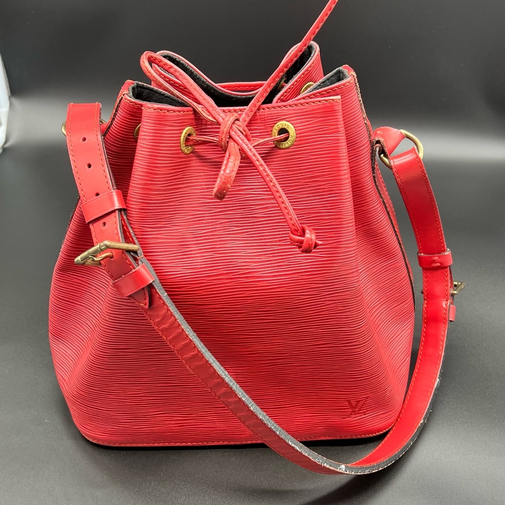 Louis Vuitton Petit Noe Epi Red